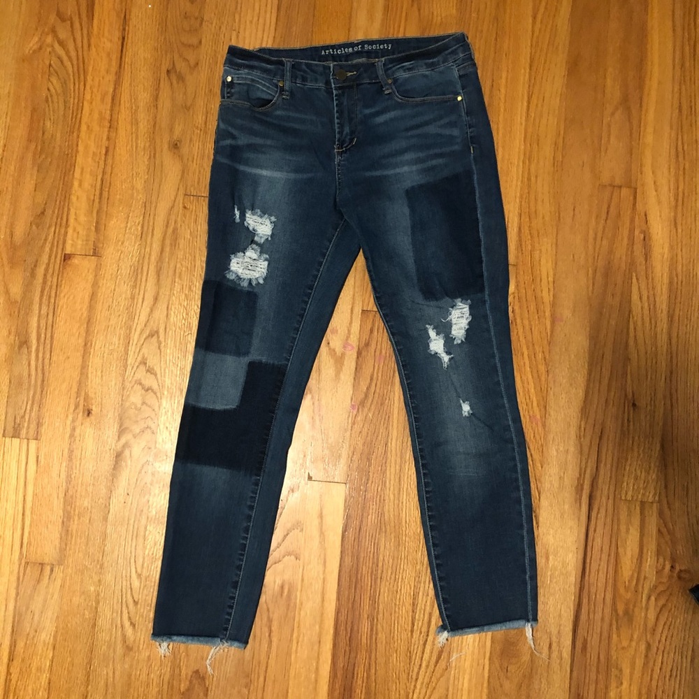 Article of Soceity Jean